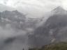 Un' apertura delle nuvole ci svela la testata della Val Materot 